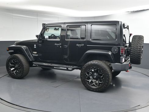 Used 2012 Jeep Wrangler Unlimited Sahara w/ Dual Top Group image 6