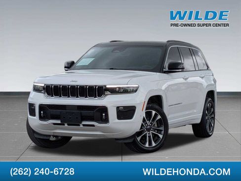 Used 2024 Jeep Grand Cherokee Overland w/ Trailer Tow Package AWD/4WD image 1