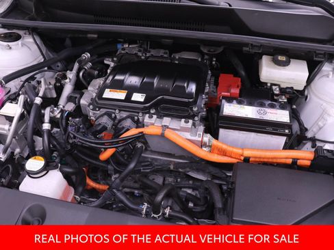 Used 2023 Toyota bZ4X AWD w/ Weather Package image 17
