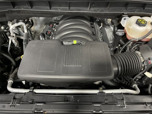 Used 2023 GMC Sierra 1500 SLT w/ SLT Premium Package image 16