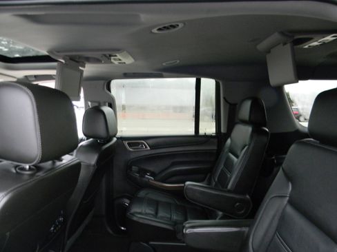 Used 2018 GMC Yukon XL Denali w/ Open Road Package image 14