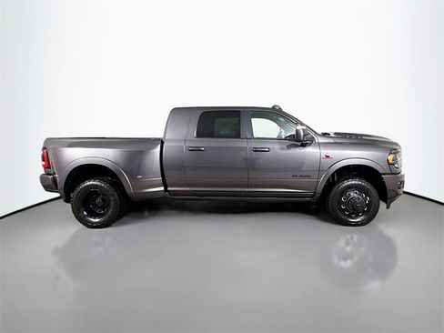 Used 2023 RAM 3500 Limited image 8