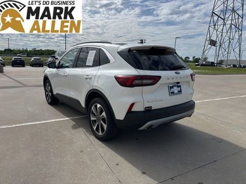 Used 2024 Ford Escape Platinum AWD/4WD image 4