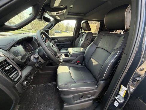 New 2026 RAM 3500 Limited AWD/4WD image 16