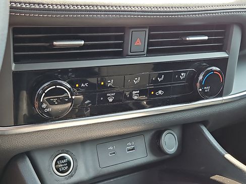 Certified 2023 Nissan Rogue S AWD/4WD image 15