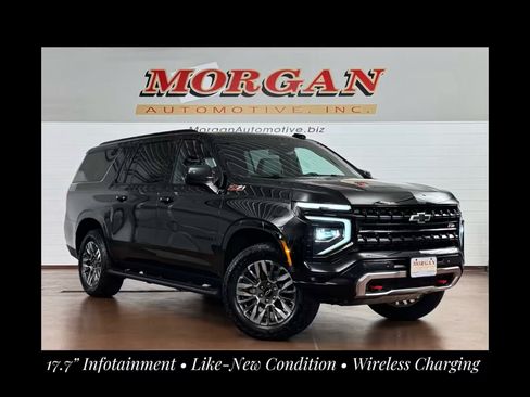 Used 2025 Chevrolet Suburban Z71 image 1