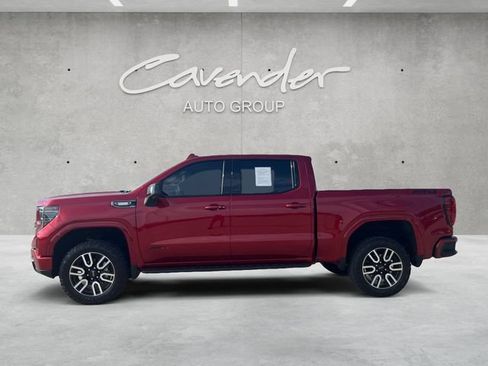 Used 2025 GMC Sierra 1500 AT4 w/ AT4 Premium Package AWD/4WD image 13