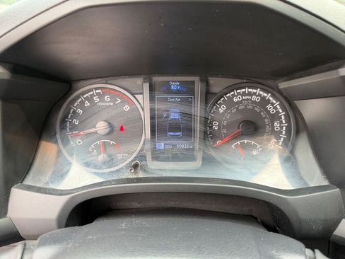 Certified 2023 Toyota Tacoma SR w/ SR Convenience Package AWD/4WD image 17