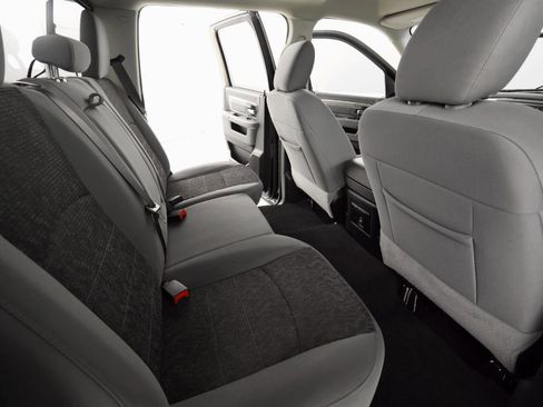 Used 2019 RAM 1500 Classic Warlock AWD/4WD image 18