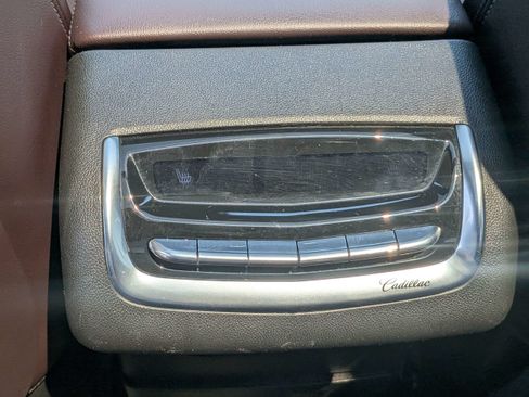 Certified 2021 Cadillac XT6 Premium Luxury AWD/4WD image 15