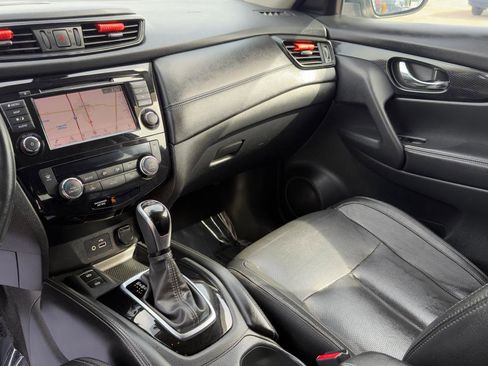 Used 2020 Nissan Rogue SL image 20