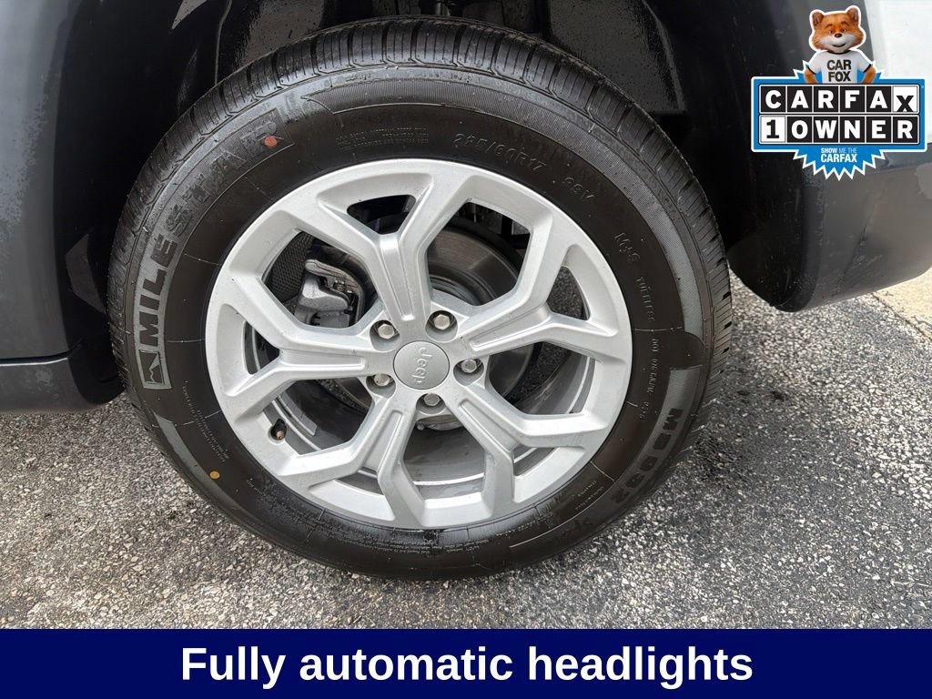 Used 2024 Jeep Compass Latitude AWD/4WD image 15