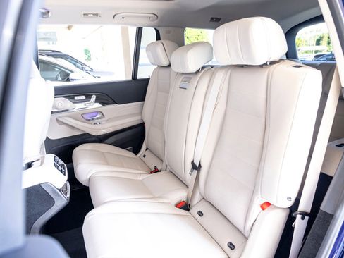 New 2026 Mercedes-Benz GLS 580 4MATIC image 21