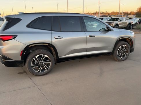 New 2026 Buick Enclave Sport Touring image 9