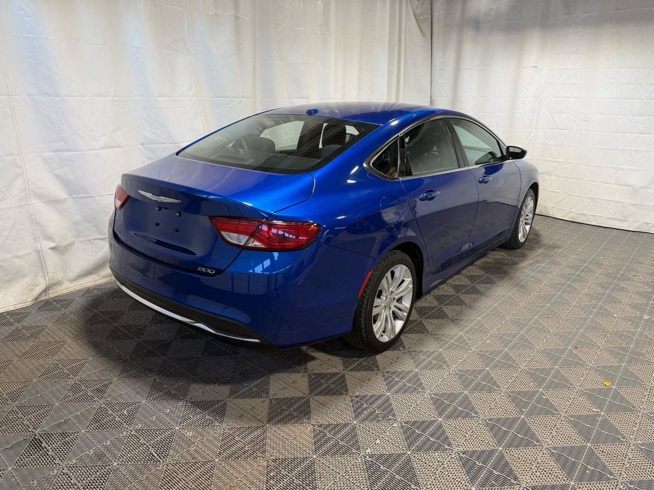 Used 2016 Chrysler 200 Limited w/ Comfort Group FWD image 6