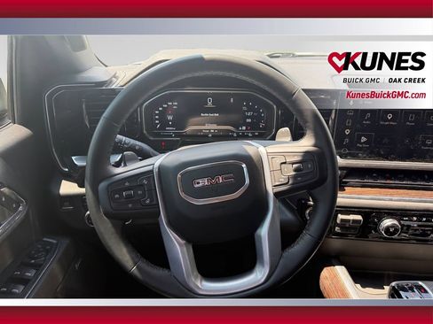 Used 2023 GMC Sierra 1500 Elevation w/ Preferred Package AWD/4WD image 15