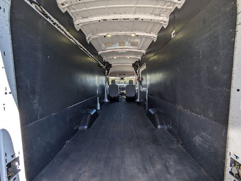 Used 2017 Ford Transit 250 148 High Roof Extended image 18