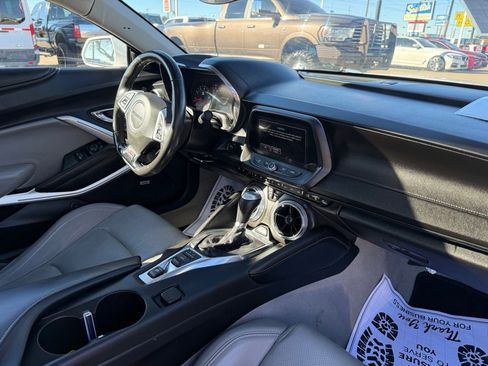 Used 2018 Chevrolet Camaro SS image 14