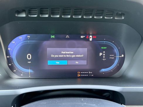 New 2025 Volvo XC90 T8 Plus w/ Protection Package Premier image 11