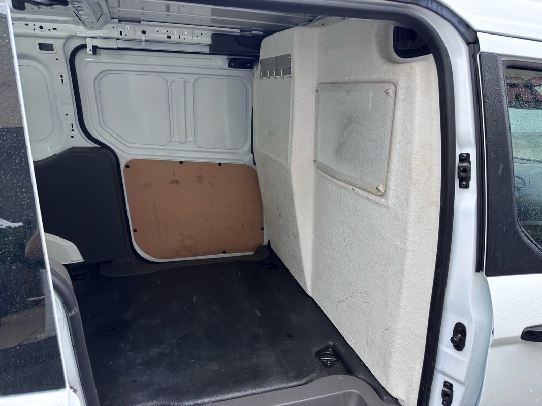 Used 2023 Ford Transit Connect XL FWD image 34