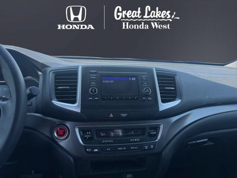 Used 2017 Honda Pilot LX image 8