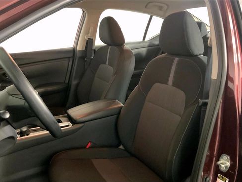 Used 2025 Nissan Sentra SV FWD image 22