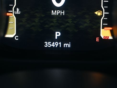 Used 2023 Jeep Gladiator Sport image 25