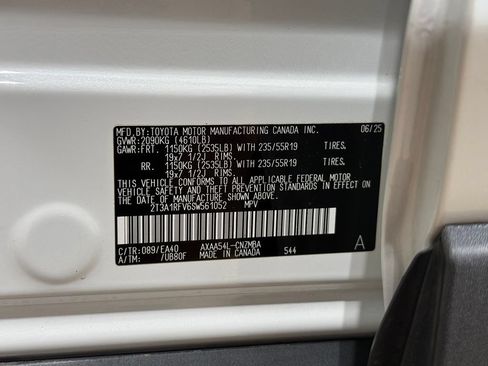 Certified 2025 Toyota RAV4 XLE Premium w/ Weather Package AWD/4WD image 32
