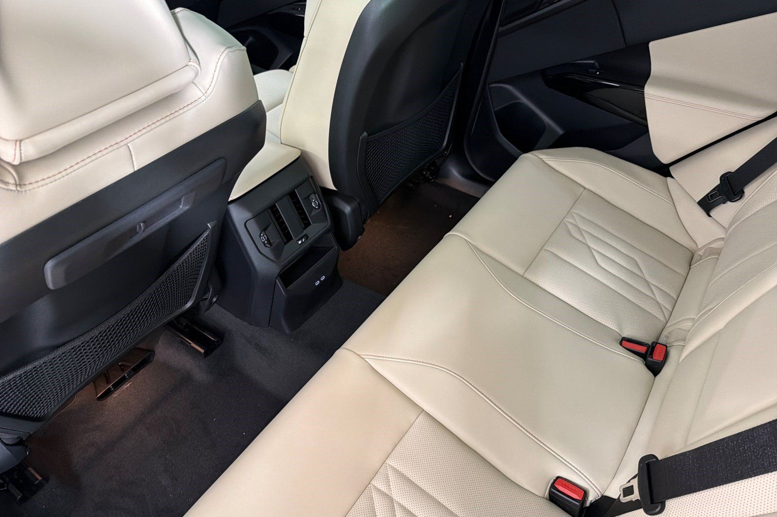 Used 2026 BMW X3 xDrive30i w/ Premium Package AWD/4WD image 27