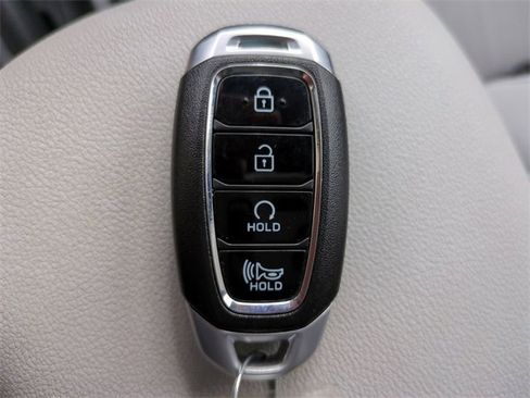 Certified 2023 Hyundai Kona SEL w/ Convenience Package image 37