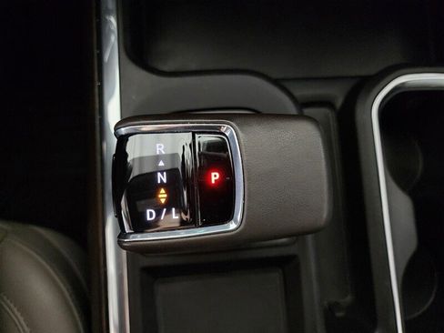 Used 2024 GMC Sierra 1500 SLT RWD image 56