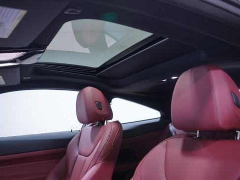 Used 2026 BMW 430i Coupe w/ M Sport Package image 8