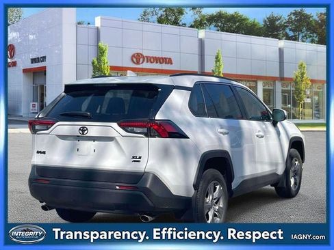 Used 2023 Toyota RAV4 XLE w/ Convenience Package AWD/4WD image 6