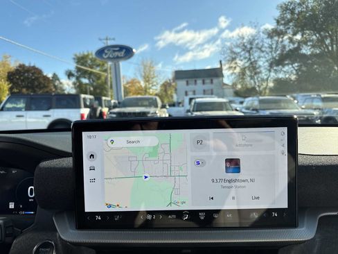 Used 2025 Ford Explorer Platinum w/ LUX Leather Package image 28