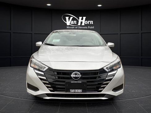 New 2025 Nissan Versa SV w/ Lighting Package image 9