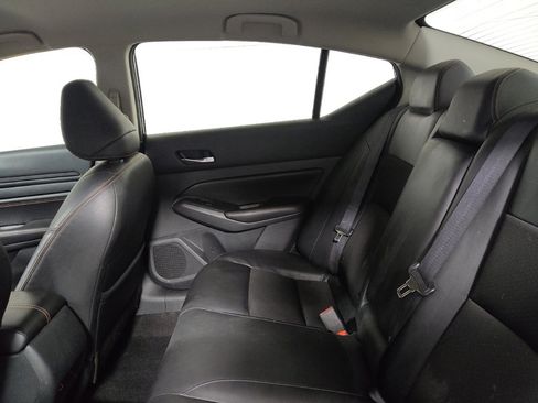 Used 2022 Nissan Altima 2.5 SR FWD image 18