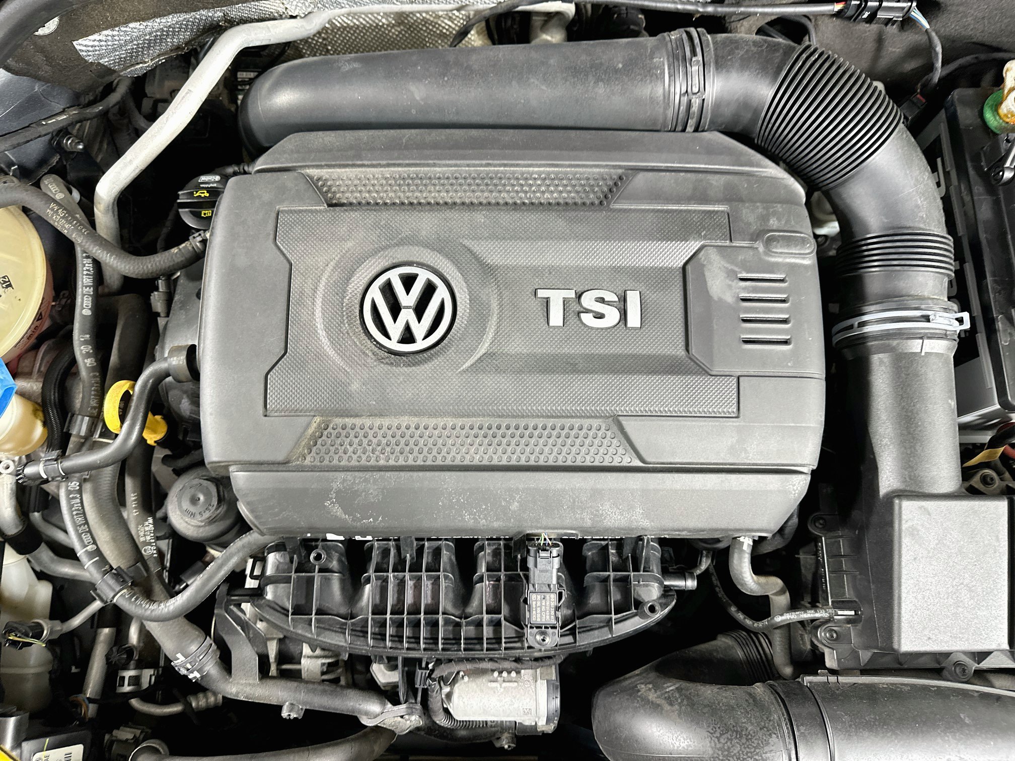 Used 2015 Volkswagen Jetta SE FWD image 30