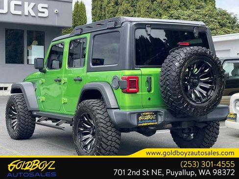 Used 2019 Jeep Wrangler Unlimited Sport w/ Technology Group AWD/4WD image 6