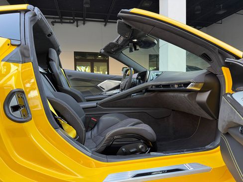 Used 2026 Chevrolet Corvette ZR1 w/ ZR1 Carbon Fiber Aero Package image 42