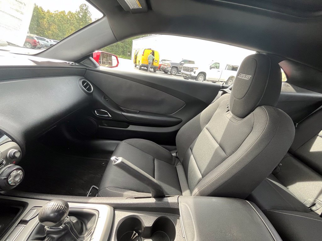 Used 2010 Chevrolet Camaro SS w/ RS Package RWD image 16