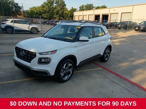 Used 2025 Hyundai Venue SEL FWD image 1