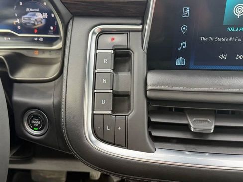 Used 2023 Chevrolet Tahoe Z71 w/ Luxury Package image 20