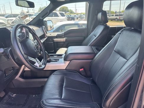 Used 2019 Ford F150 Lariat image 26