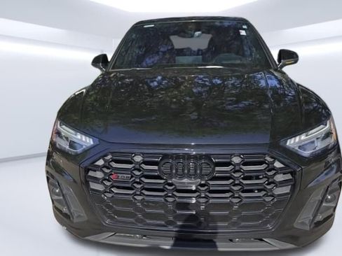 Used 2023 Audi SQ5 Prestige w/ Prestige Package AWD/4WD image 1