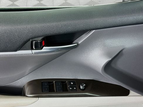 Used 2023 Toyota Camry LE image 15