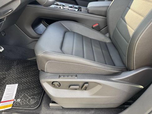 New 2026 Volkswagen Atlas Cross Sport SEL R-Line image 18