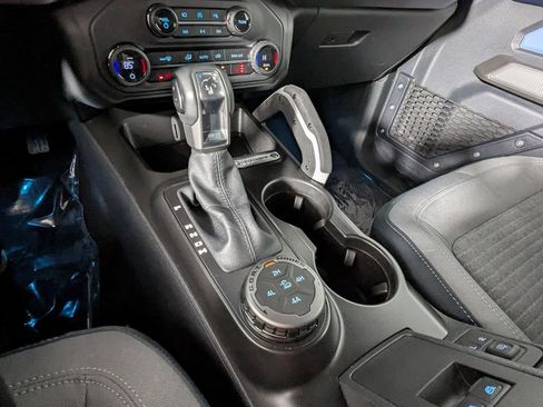 Used 2023 Ford Bronco Outer Banks image 36