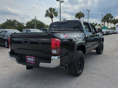 Used 2023 Toyota Tacoma SR5 RWD image 5