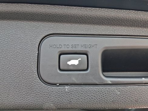 Certified 2025 Honda Odyssey Elite image 38