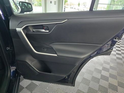 Used 2025 Toyota RAV4 XLE image 39